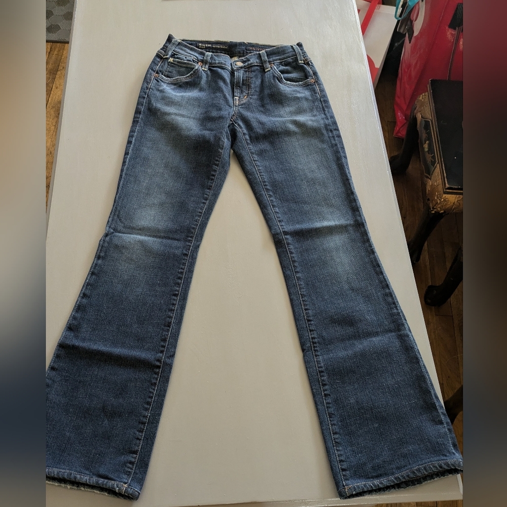 Citizens of Humanity The rose #99 low waist Boot Cut Jeans Size 29